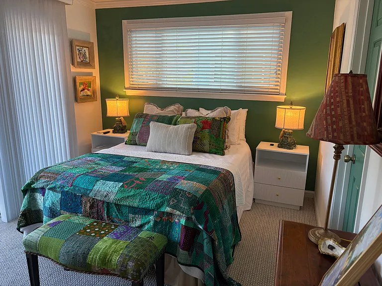 304 Causeway Dr #B — Photo 13