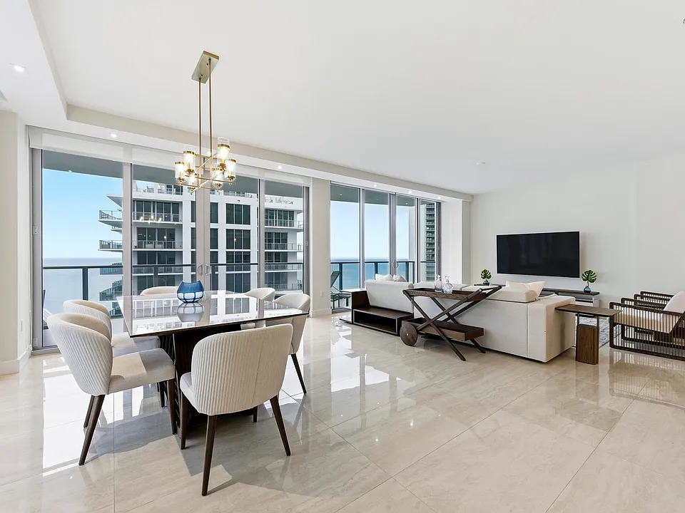 3100 N Ocean Dr N #P-1802