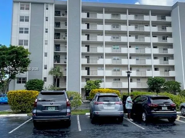 5860 NW 44th St APT 102, Lauderhill, FL 33319