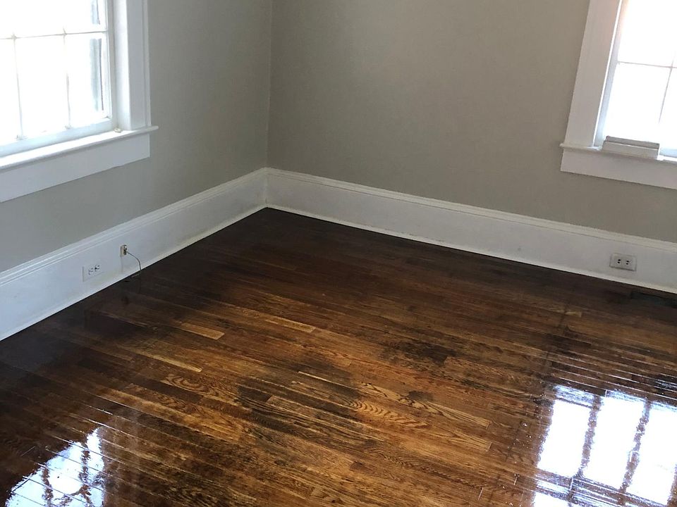 2nd image of 116 Piedmont Ave