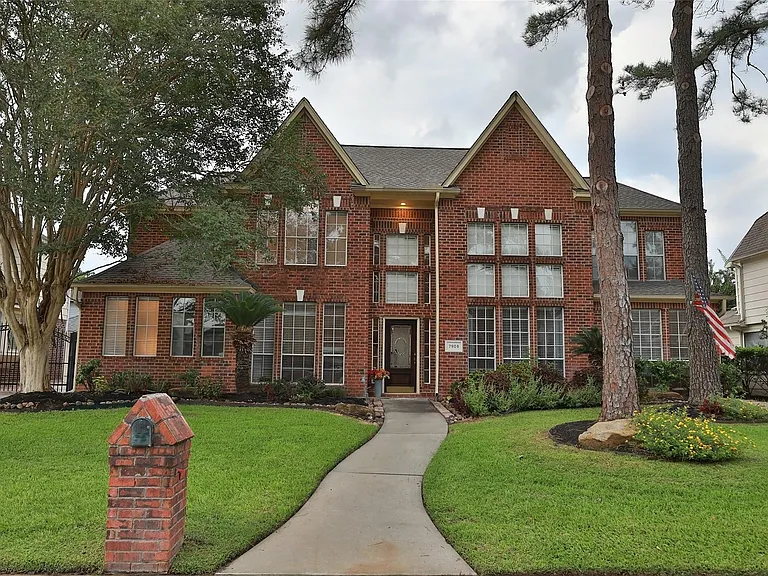 7906 Tizerton Ct — Photo 5
