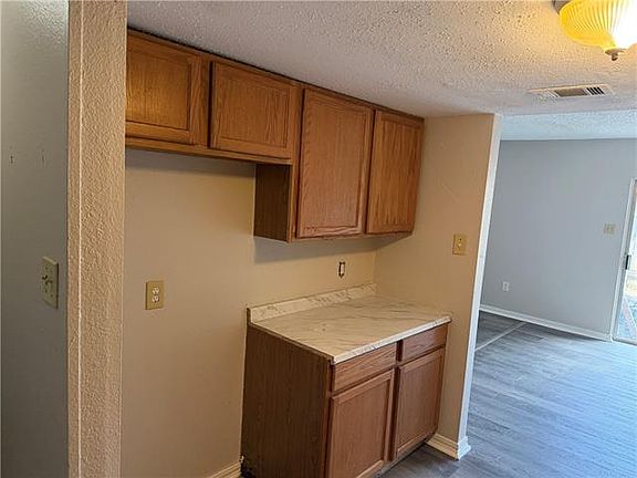 3rd image of 5649 Tullis Dr