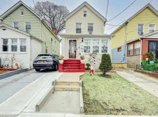 10817 221st St, Queens Village, NY 11429