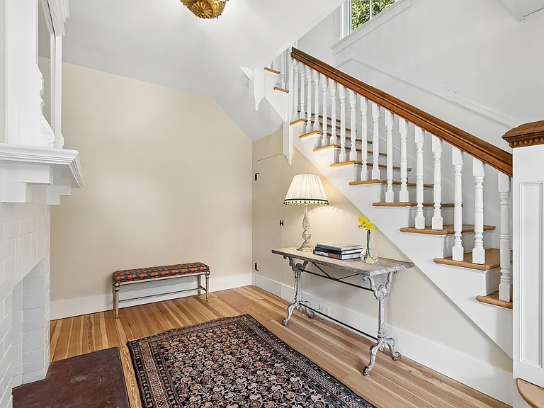 87 Pantigo Rd — Photo 26
