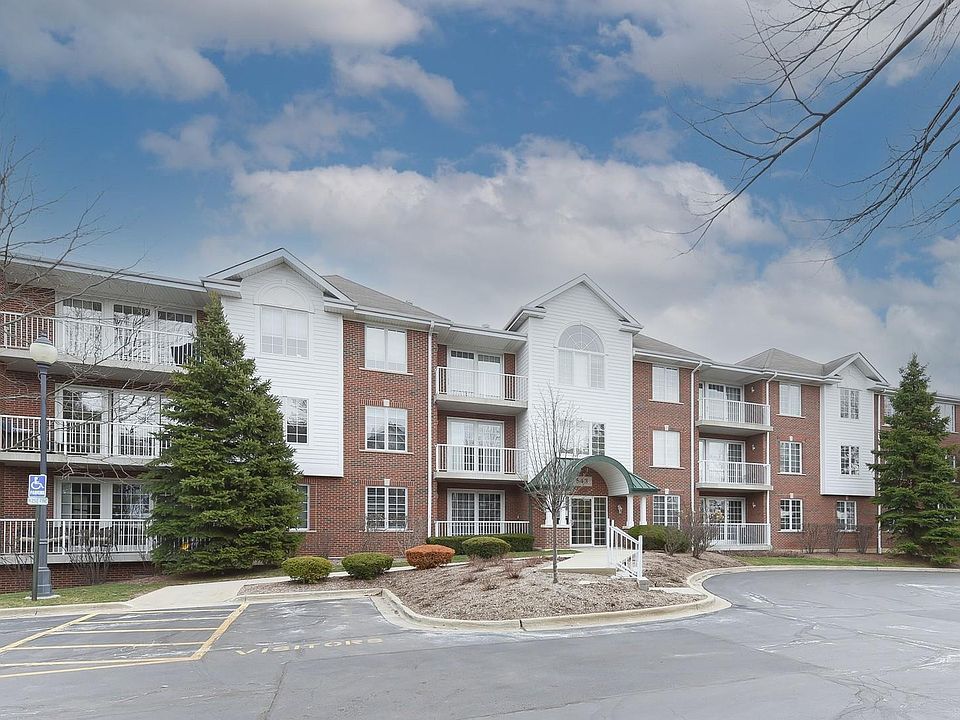 1st image of 543 N Hough St APT 201