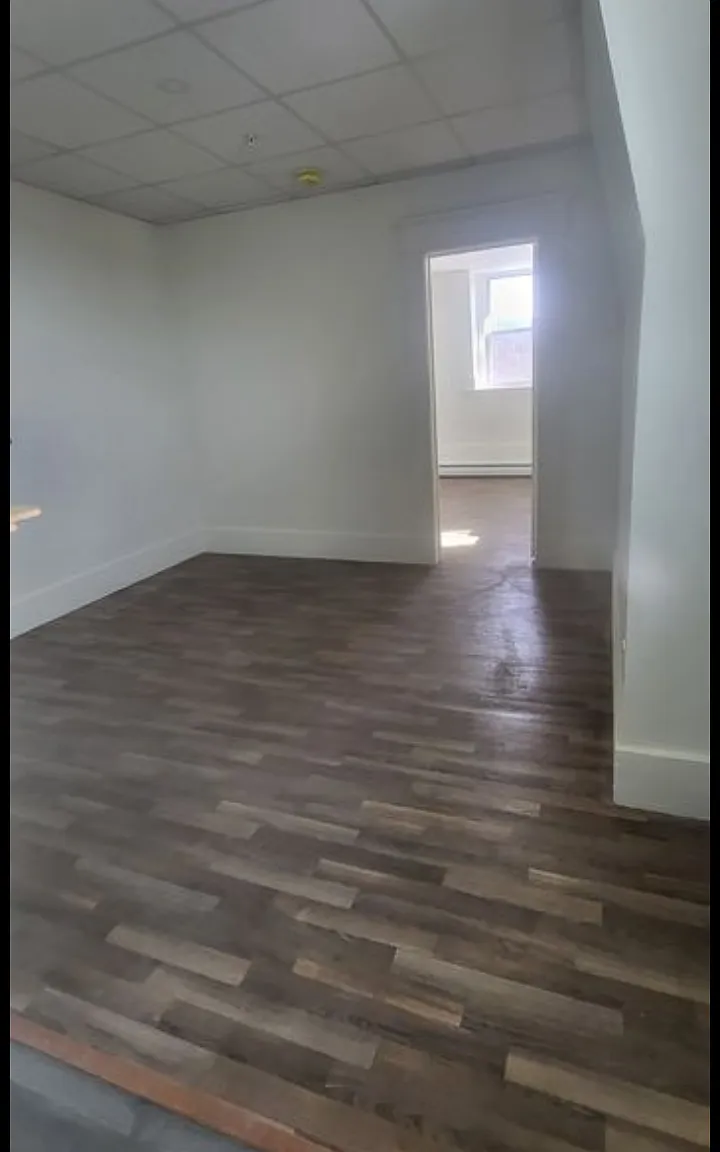 1 bed, 500 sqft, $989 — Photo 3