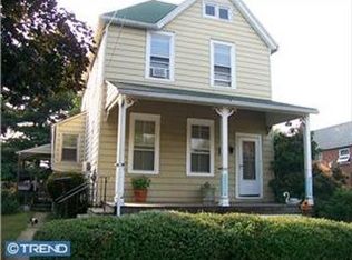 6412 Lawndale St, Philadelphia, PA 19111