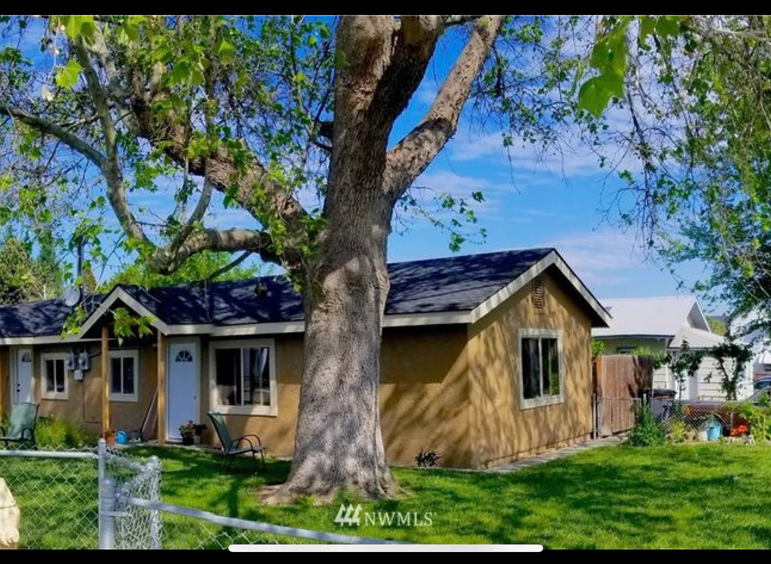 1108 W Entiat Ave — Photo 4