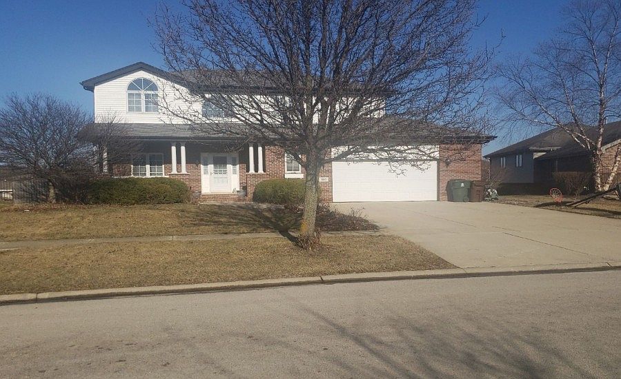 1st image of 800 Belot Ln