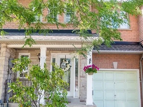 4486 Virtue Ct, Burlington, ON L7L 6J9
