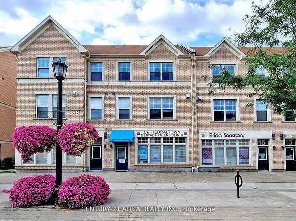 17 Cathedral High St, Markham, ON L6C 0N9