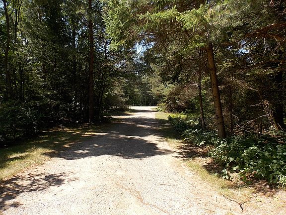 5th image of 7520 W Us Highway 23