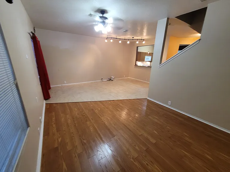 23631 Twisting Falls Dr — Photo 35