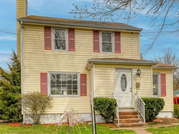 114 S Lincoln Ave, Middlesex, NJ 08846