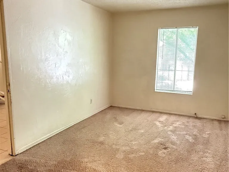 3968 Voxna St — Photo 12