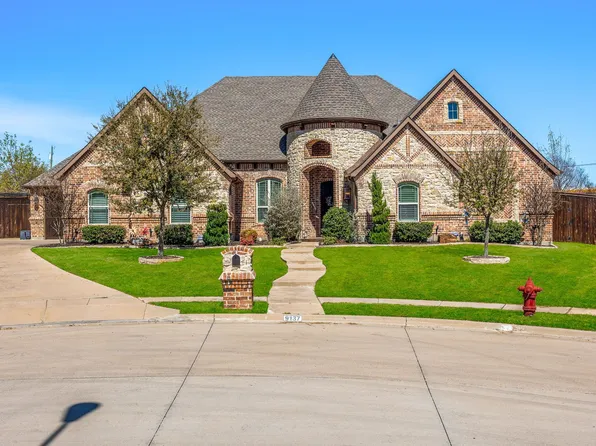 9137 Glendara Dr, North Richland Hills, TX 76182
