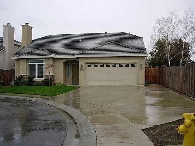 1068 Petty Ct photo 1
