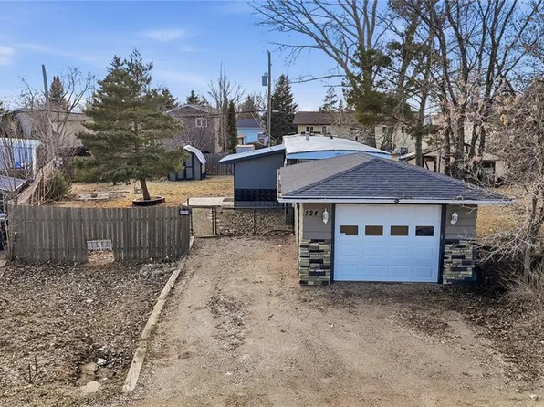124 Dogwood STREET, Caronport, SK S0H 0S0