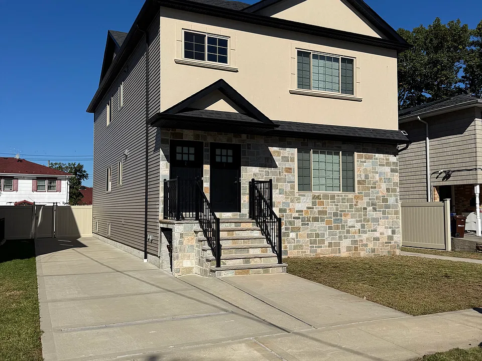 21 Serrell Ave #1
