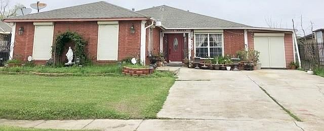 1st image of 5235 E Lemans St