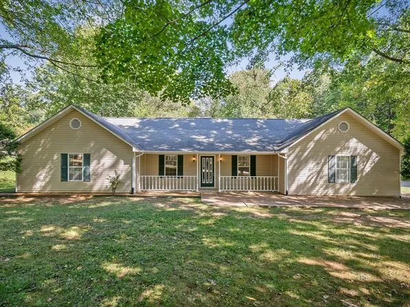 1146 Tanglewood Dr, Cookeville, TN 38501