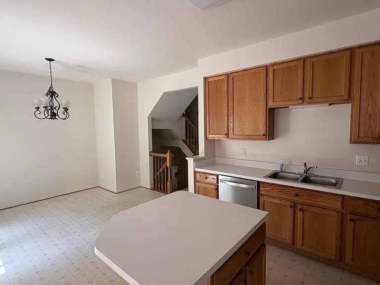 13643 Saint Johns Wood Pl — Photo 16
