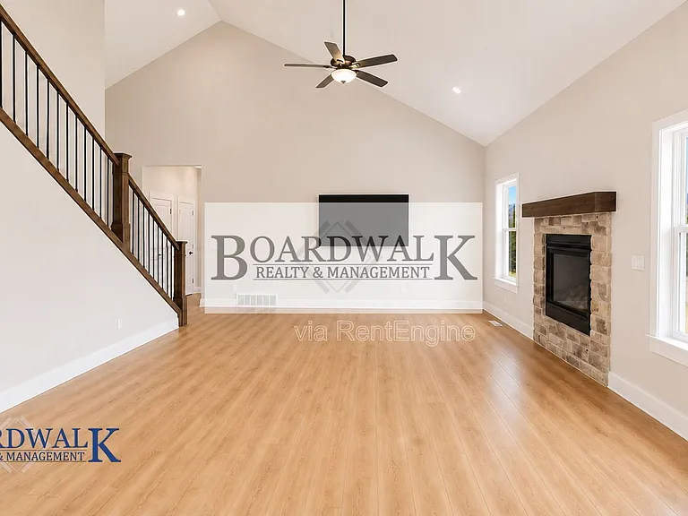 7778 N Center St #1 — Photo 7