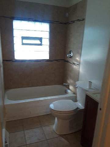 2nd image of 13207 S Forrestville Ave