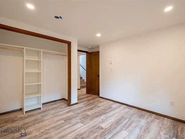 901 S Black Ave #B — Photo 10