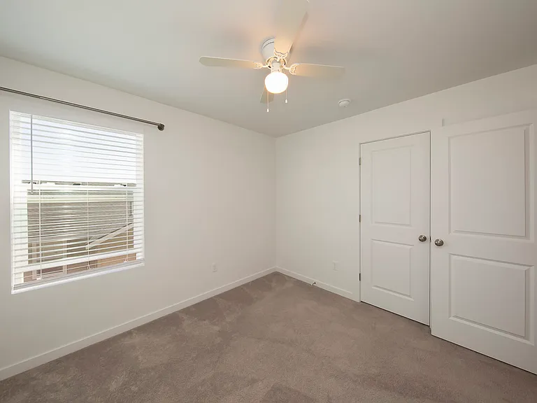 11144 Maroon Bells Dr — Photo 32