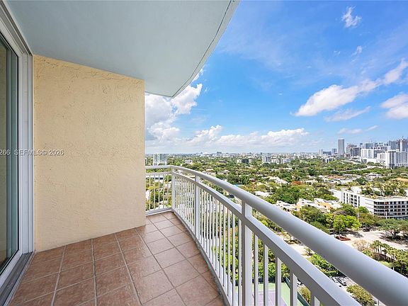 4th image of 2475 Brickell Ave APT 2206