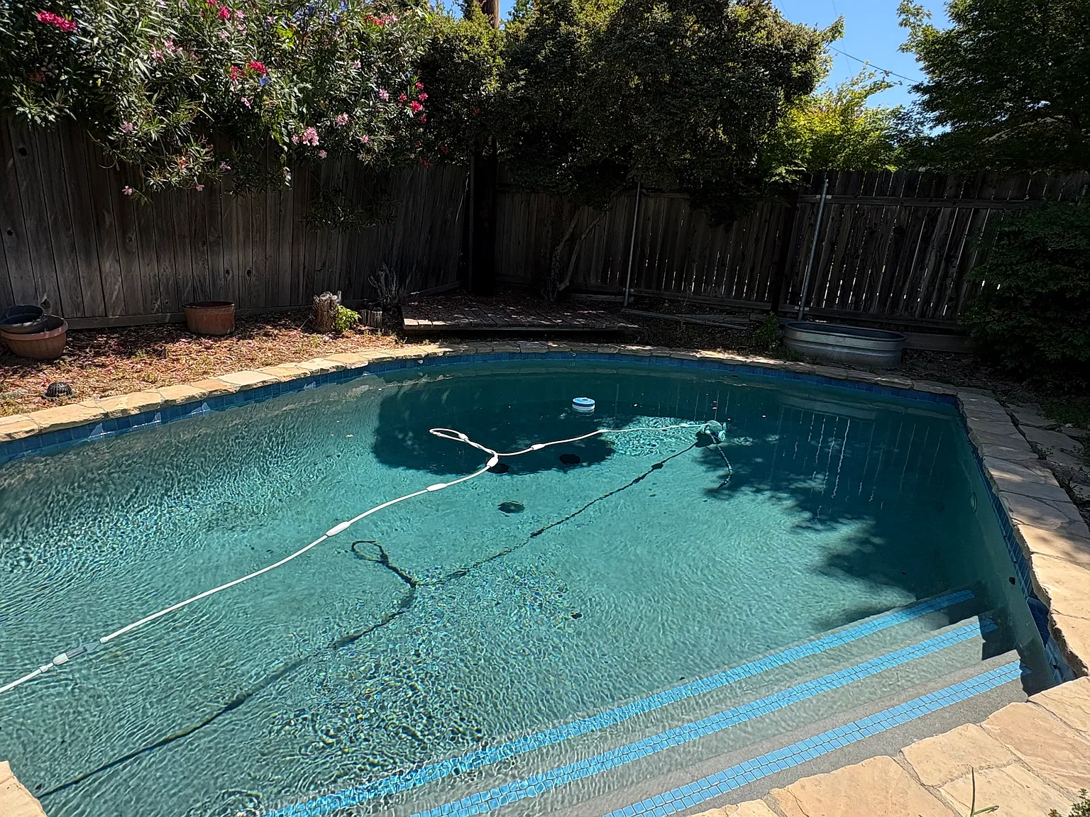 3 bed, 1064 sqft, $2,595 — Photo 2