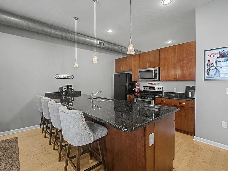 437 Monroe Ave #106 — Photo 7