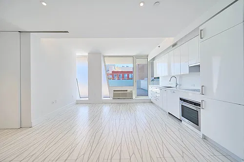 329 Pleasant Ave #6B Photo 1