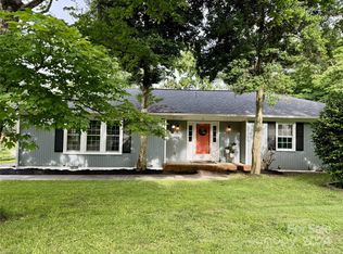 1004 Fieldstone Rd, Mooresville, NC 28115