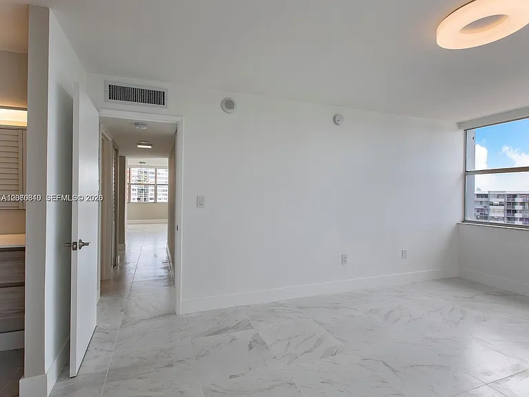 1200 NE Miami Gardens Dr #1013W — Photo 12