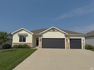 317 N White Dr, Lawrence, KS 66049