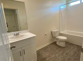 492 Jasmine Way, Perris, CA 92570