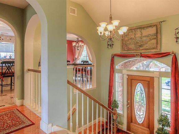5th image of 3507 Woodbine Pl