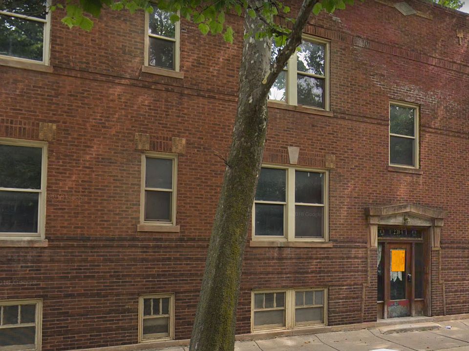 1st image of 2304 W Winona St #1