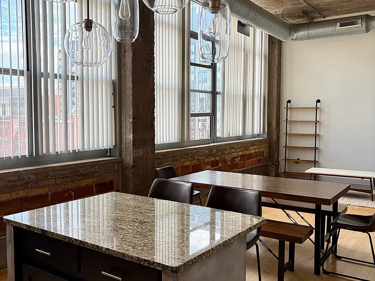 521 S 7th St #522 — Photo 4