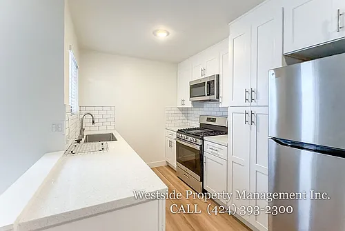 3630 Midvale Ave #5 Photo 1