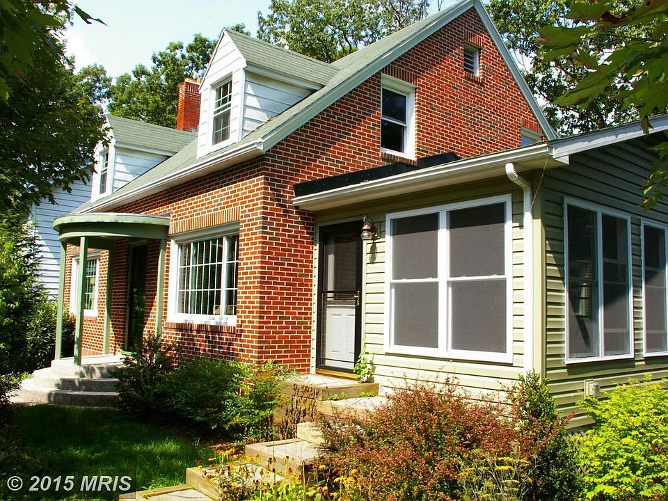 Exterior (Front)