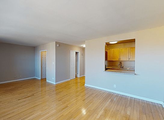 1st image of 310 Greenwich St #3107A