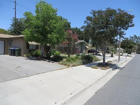 2nd image of 2212 San Padre Ave