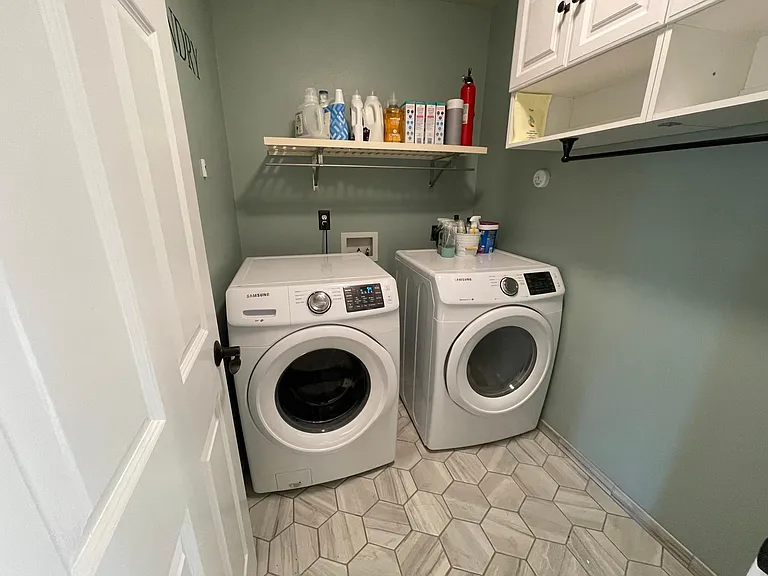 7220 Silent Creek Ave SE — Photo 9