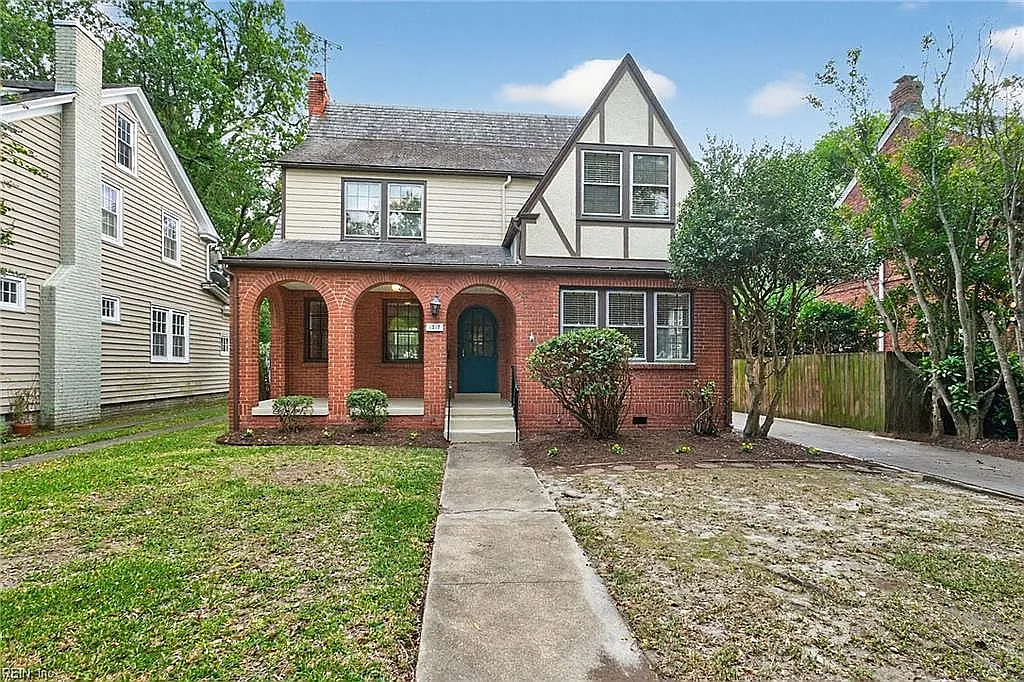 3 bed, 2.5 bath, 1928 sqft, $2,800 — Photo 1