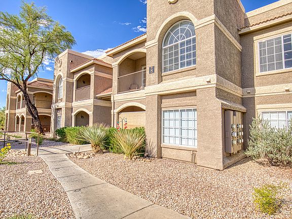 5th image of 1500 E Pusch Wilderness Dr