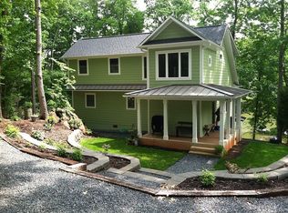 389 Shamrock Rd, New London, NC 28127