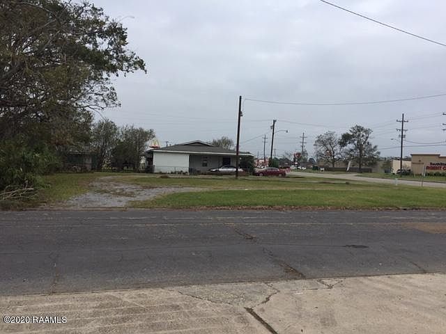 2nd image of Lewis St
